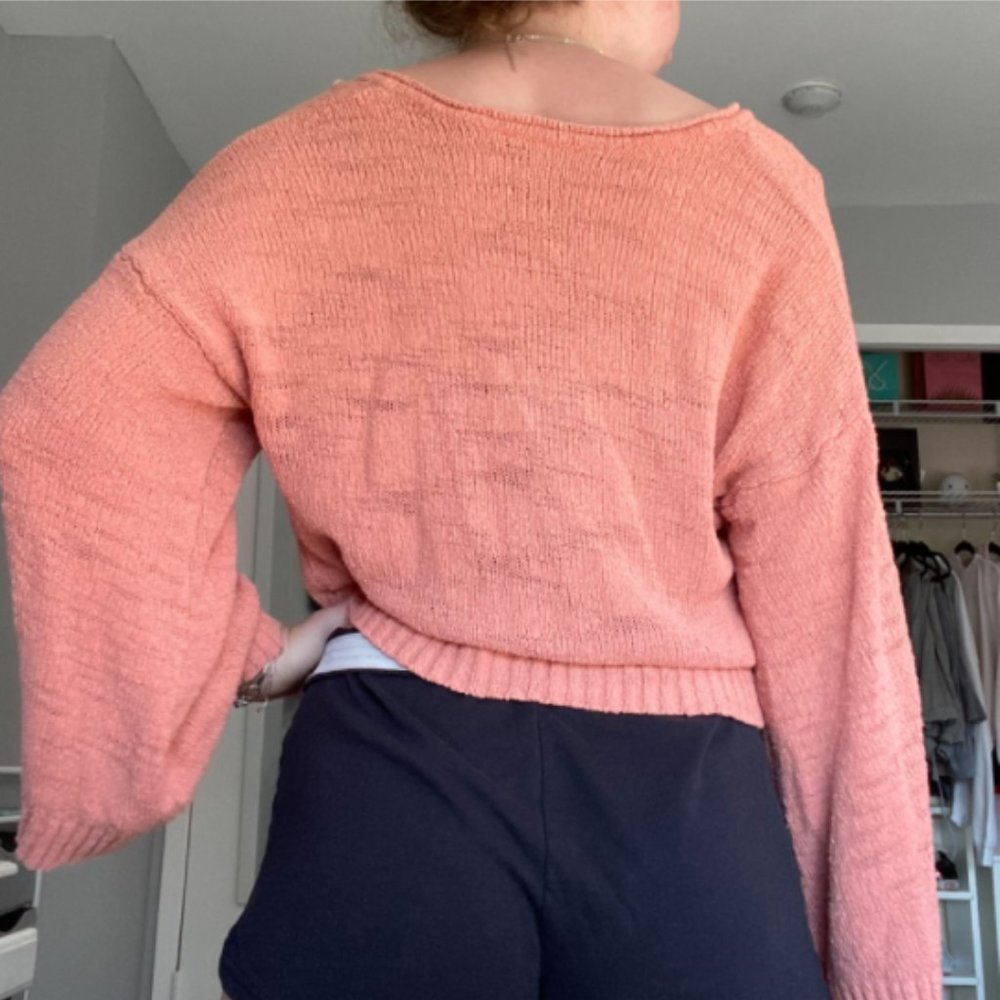 Flowy Sweater - Picture 4 of 4